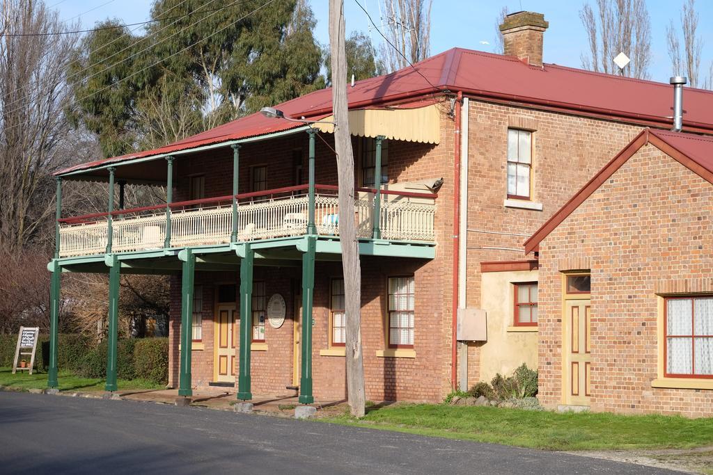 Stoke House Bed and Breakfast Carcoar Esterno foto